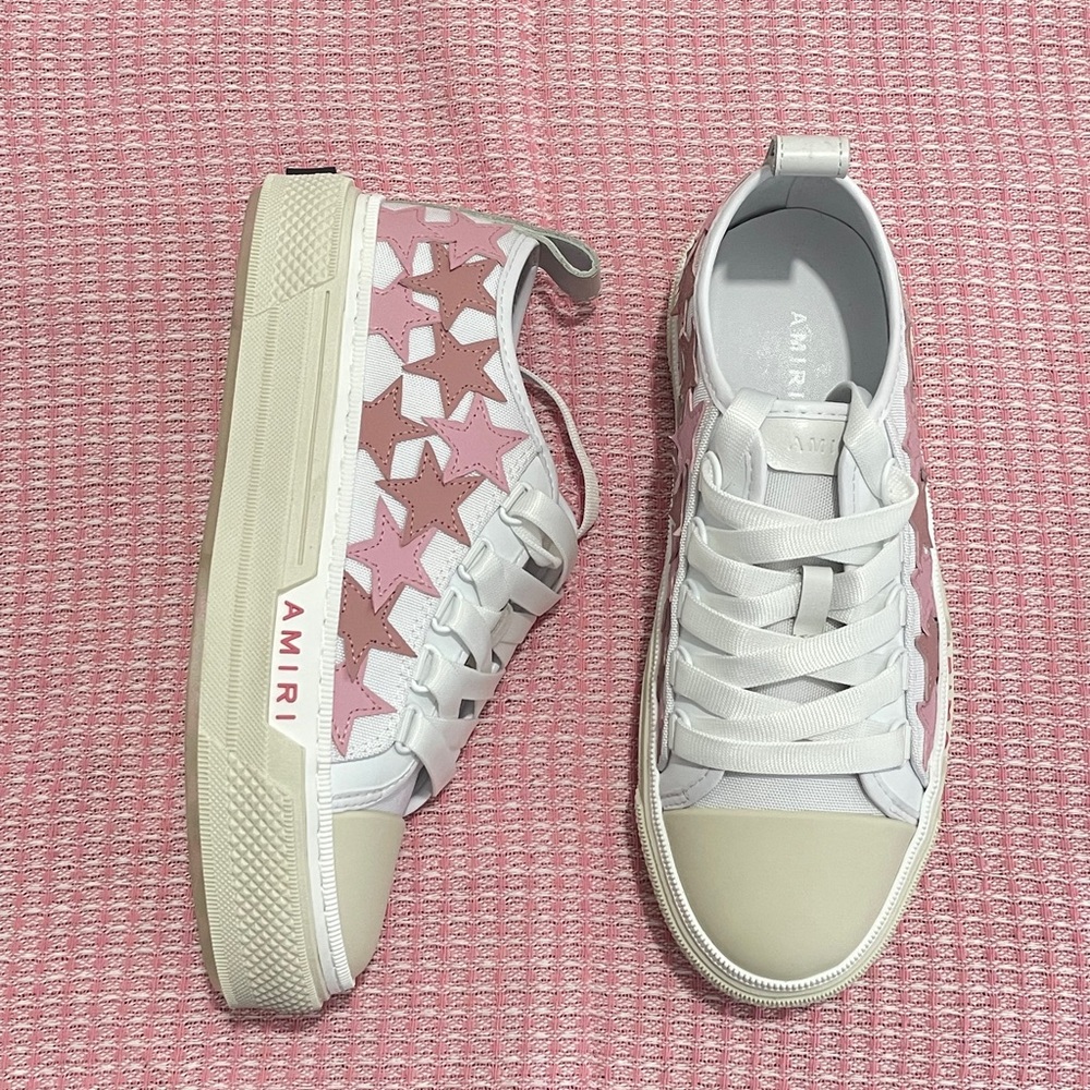 AMIRI White Leather Low-Top Sneakers with Pink Star Overlays